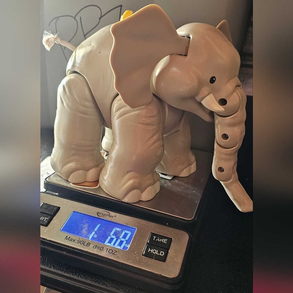 Vtg Fisher Price Little People Big Animal Zoo Elephant wiCream Elephant Figurine